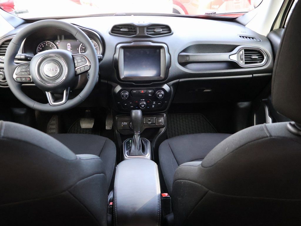 Used 2022 Jeep Renegade Latitude image 13