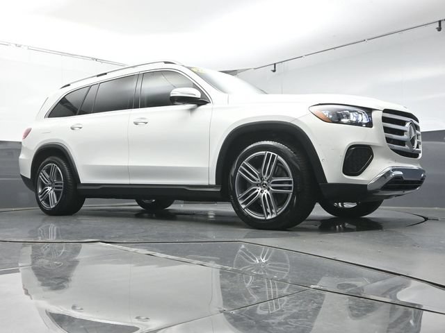 Certified 2026 Mercedes-Benz GLS 450 4MATIC image 43
