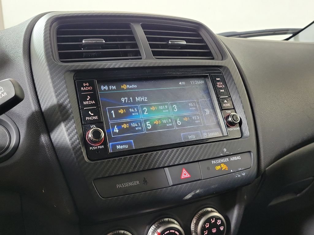 Used 2025 Mitsubishi Outlander Sport LE AWD/4WD image 19