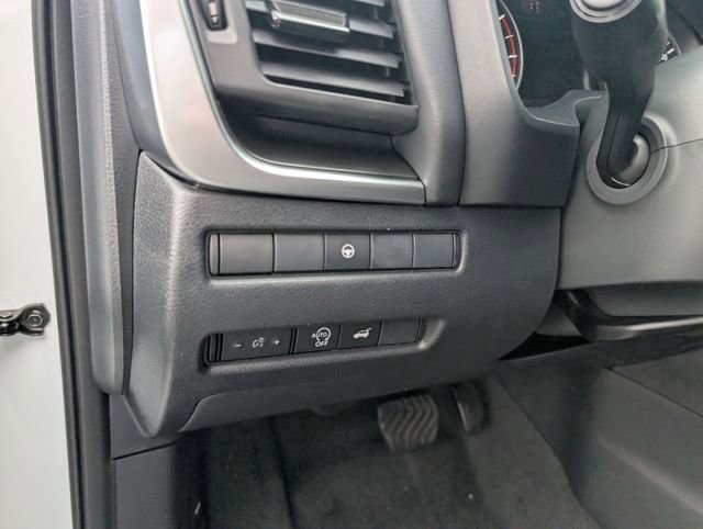 New 2026 Nissan Rogue SV w/ Cold Weather Package AWD/4WD image 17