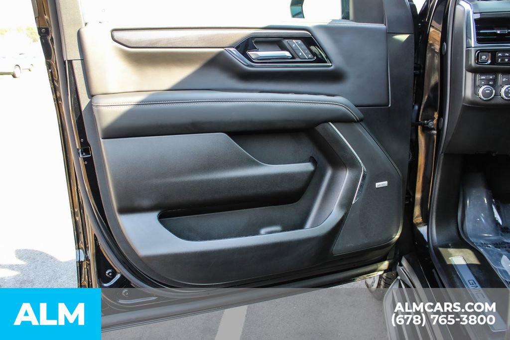 Used 2026 GMC Yukon XL Elevation image 38