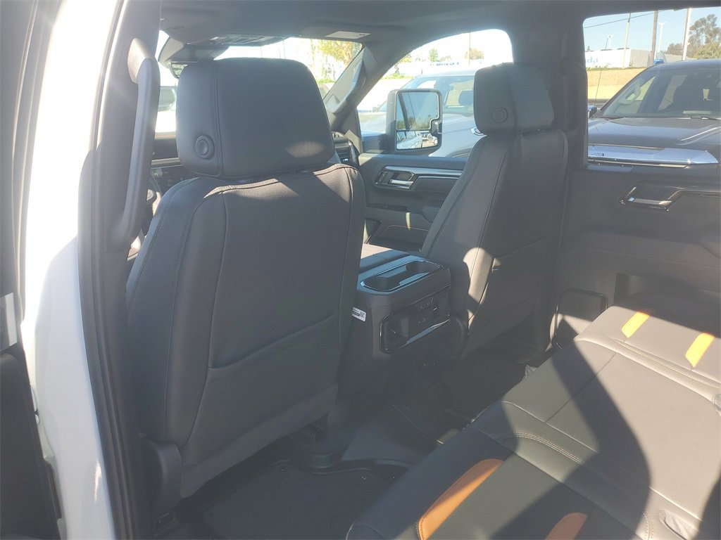 New 2026 GMC Sierra 2500 AT4 w/ AT4 Premium Plus Package image 8