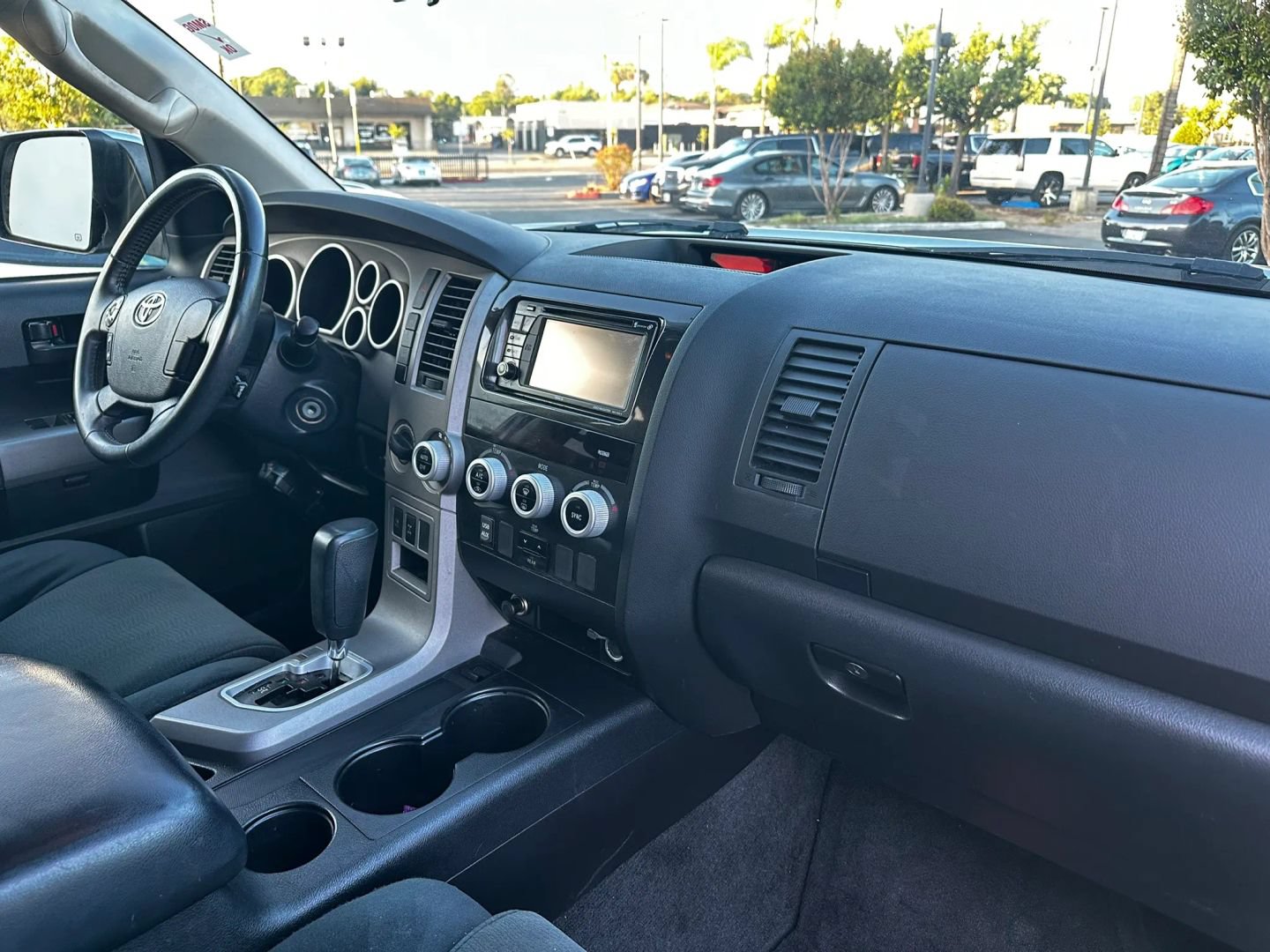 Used 2013 Toyota Sequoia SR5 w/ Sport Appearance Pkg AWD/4WD image 15
