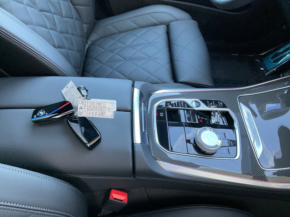 New 2026 BMW X5 M60i image 34