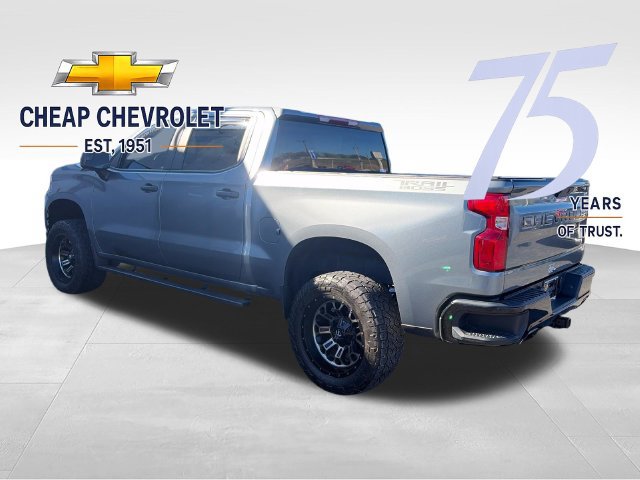 Used 2019 Chevrolet Silverado 1500 Custom Trail Boss w/ Custom Convenience Package AWD/4WD image 3