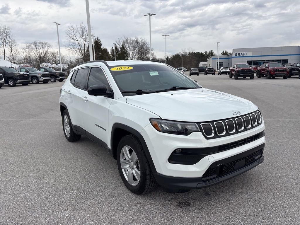 Used 2022 Jeep Compass Latitude w/ Convenience Group image 3