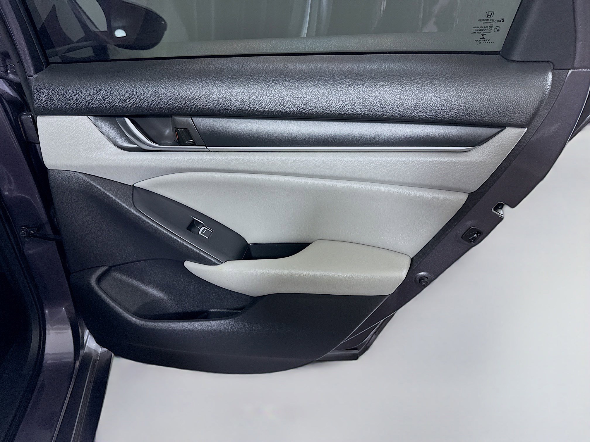 Used 2019 Honda Accord LX image 28