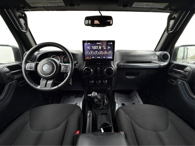 Used 2018 Jeep Wrangler Unlimited Sport S AWD/4WD image 28