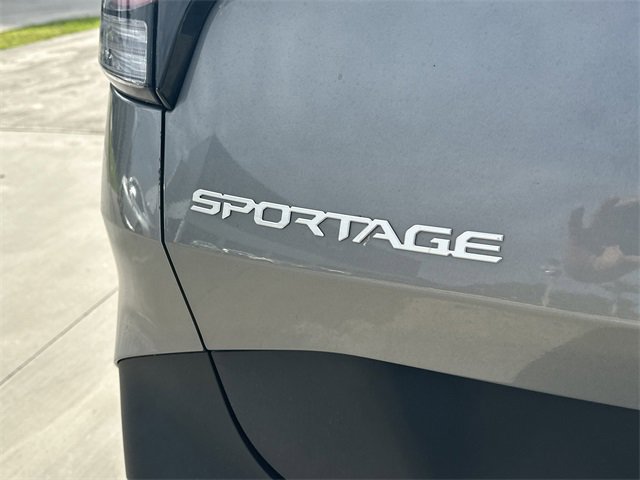 Certified 2024 Kia Sportage LX image 7