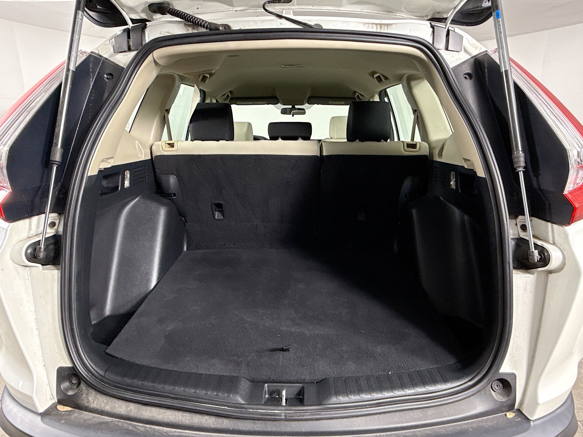 Used 2018 Honda CR-V LX image 31