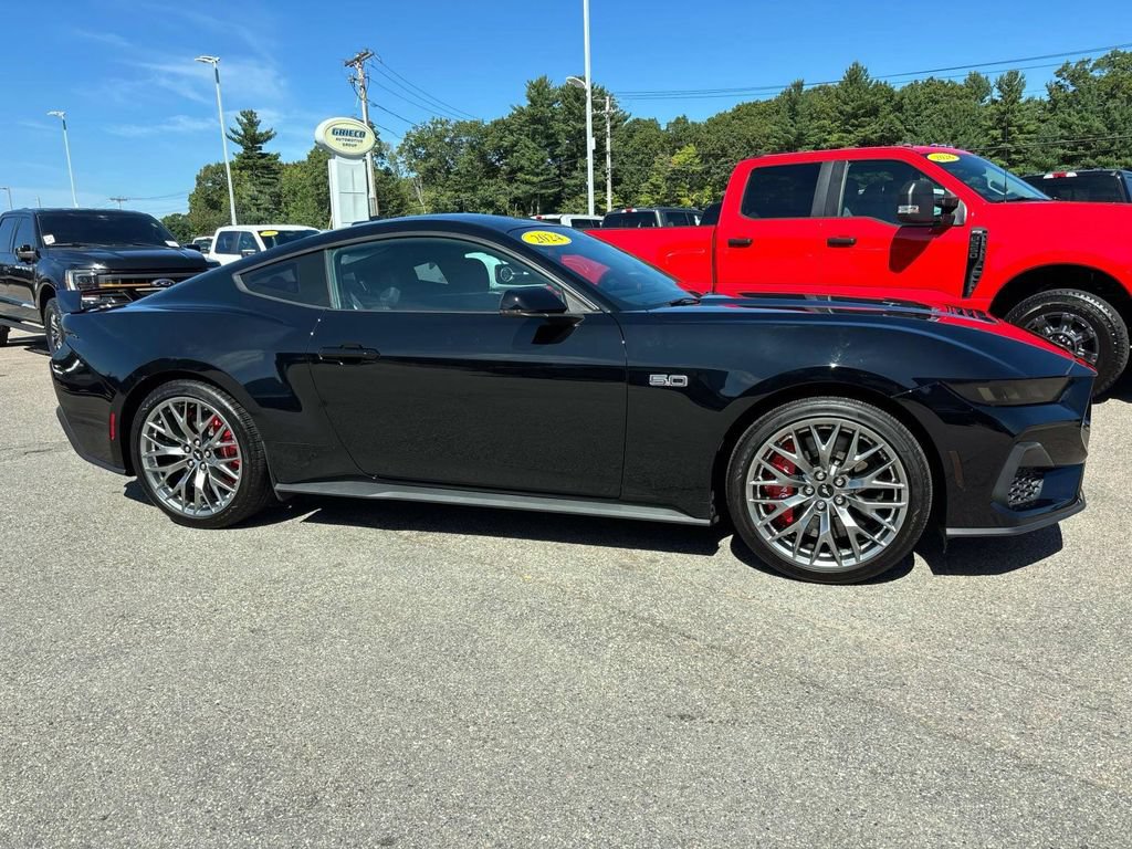 Used 2024 Ford Mustang GT Premium RWD image 2