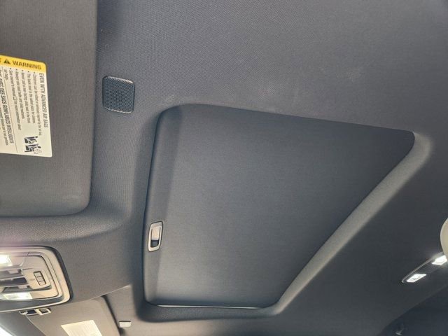 Used 2023 Chevrolet Silverado 1500 ZR2 w/ Technology Package image 27