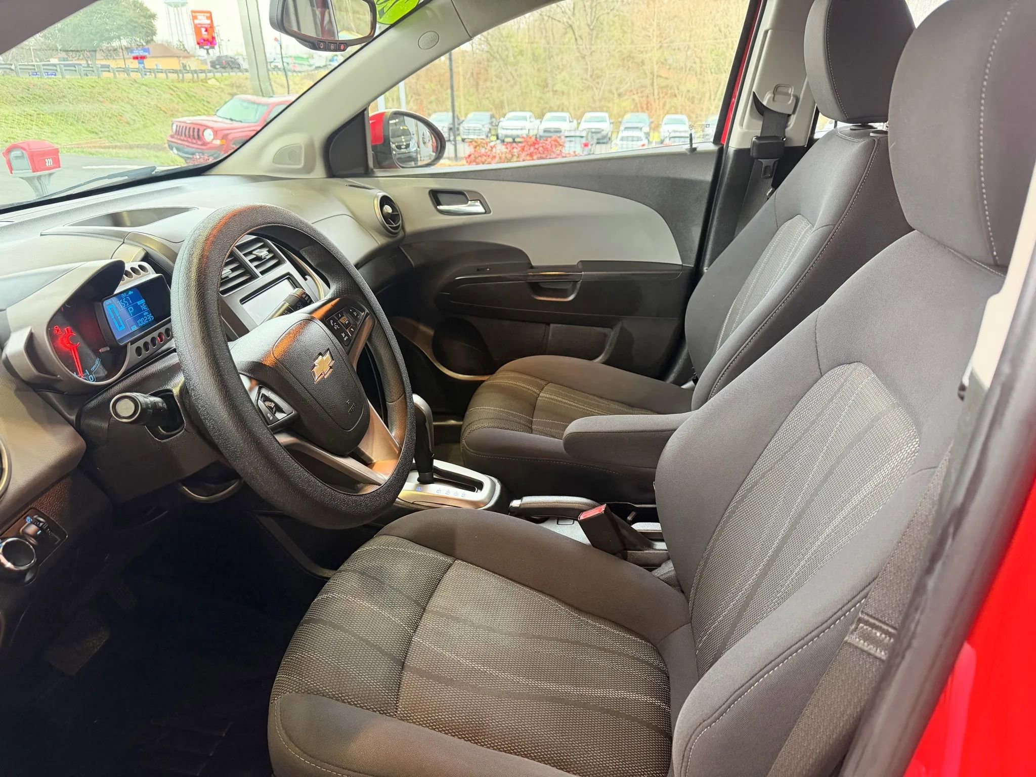Used 2014 Chevrolet Sonic LT image 7