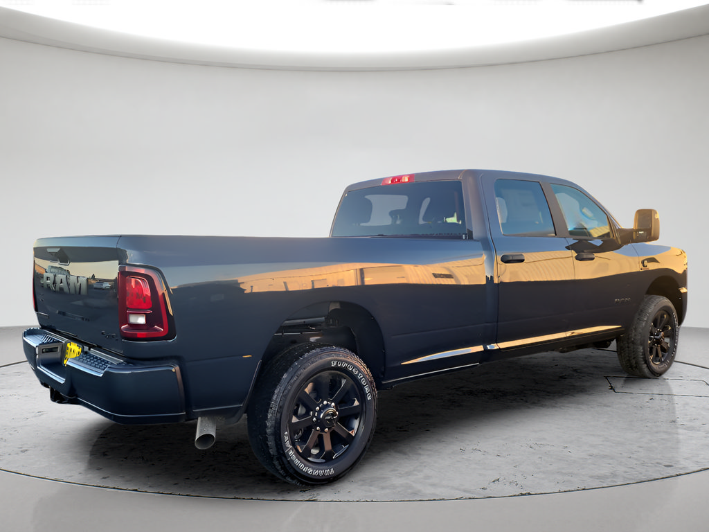 New 2026 RAM 2500 Big Horn AWD/4WD image 3