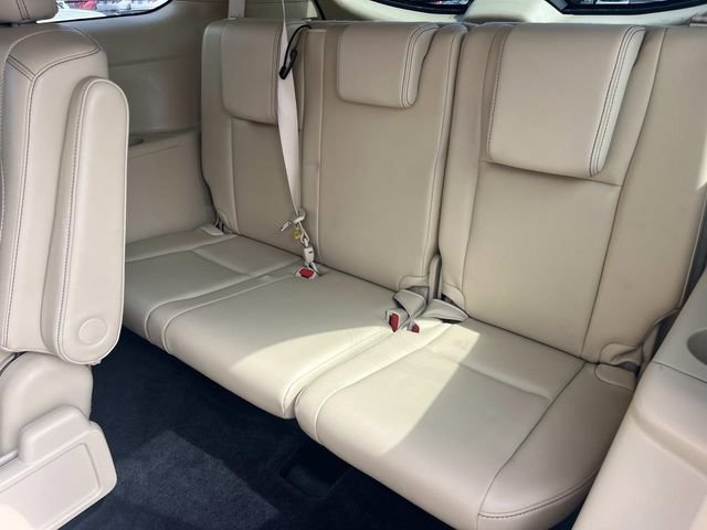 Used 2015 Toyota Highlander Limited Platinum AWD/4WD image 18
