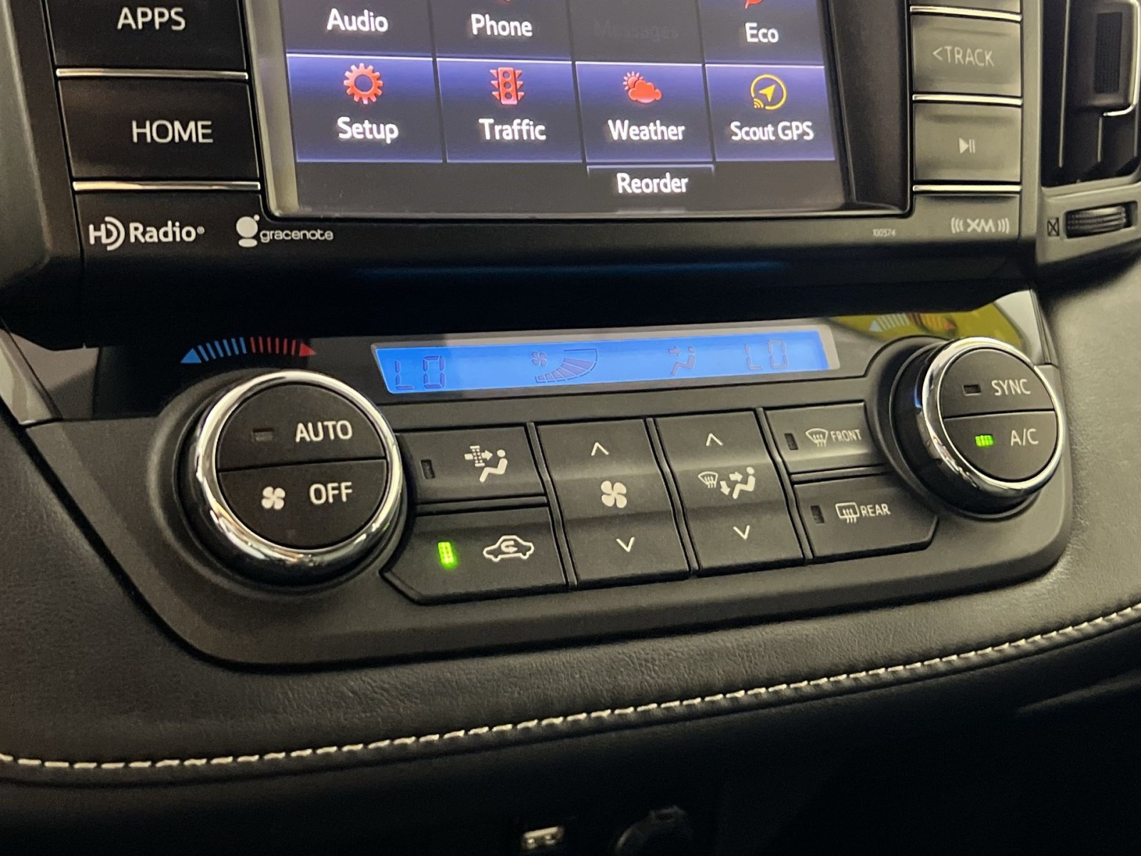Used 2017 Toyota RAV4 XLE w/ Carpet Mat Package AWD/4WD image 21