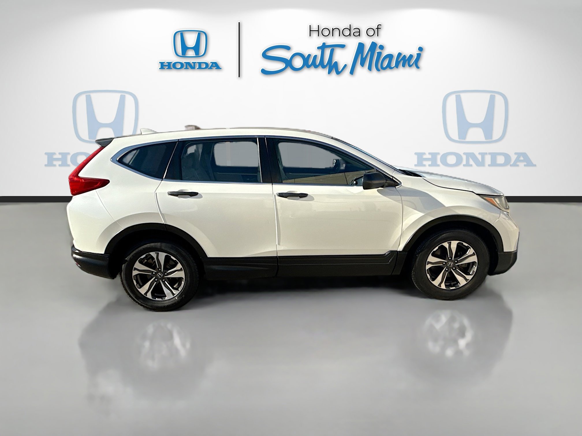 Used 2017 Honda CR-V LX image 8