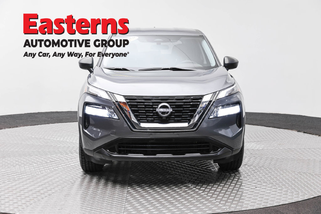 Used 2023 Nissan Rogue S AWD/4WD image 4