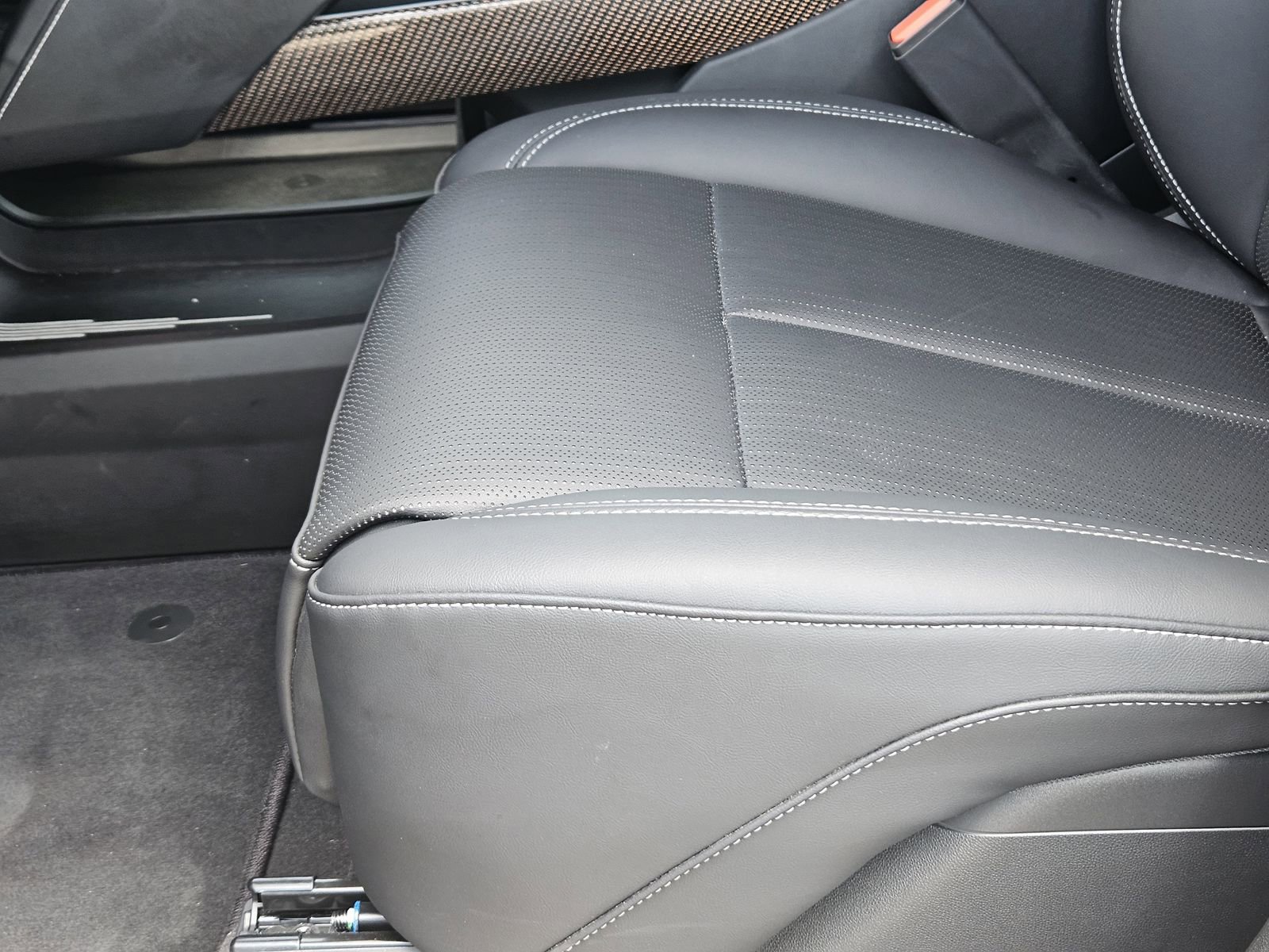 New 2026 Cadillac Vistiq Sport image 24