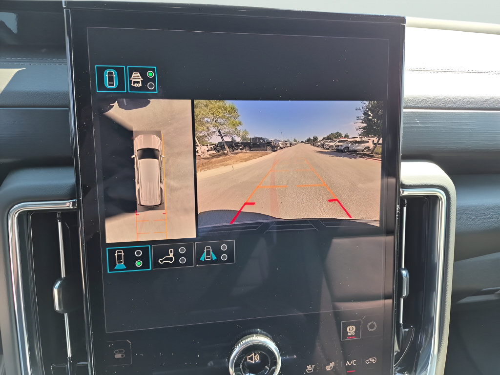 Used 2026 GMC Yukon XL Denali w/ Sun & Power Step Package AWD/4WD image 25