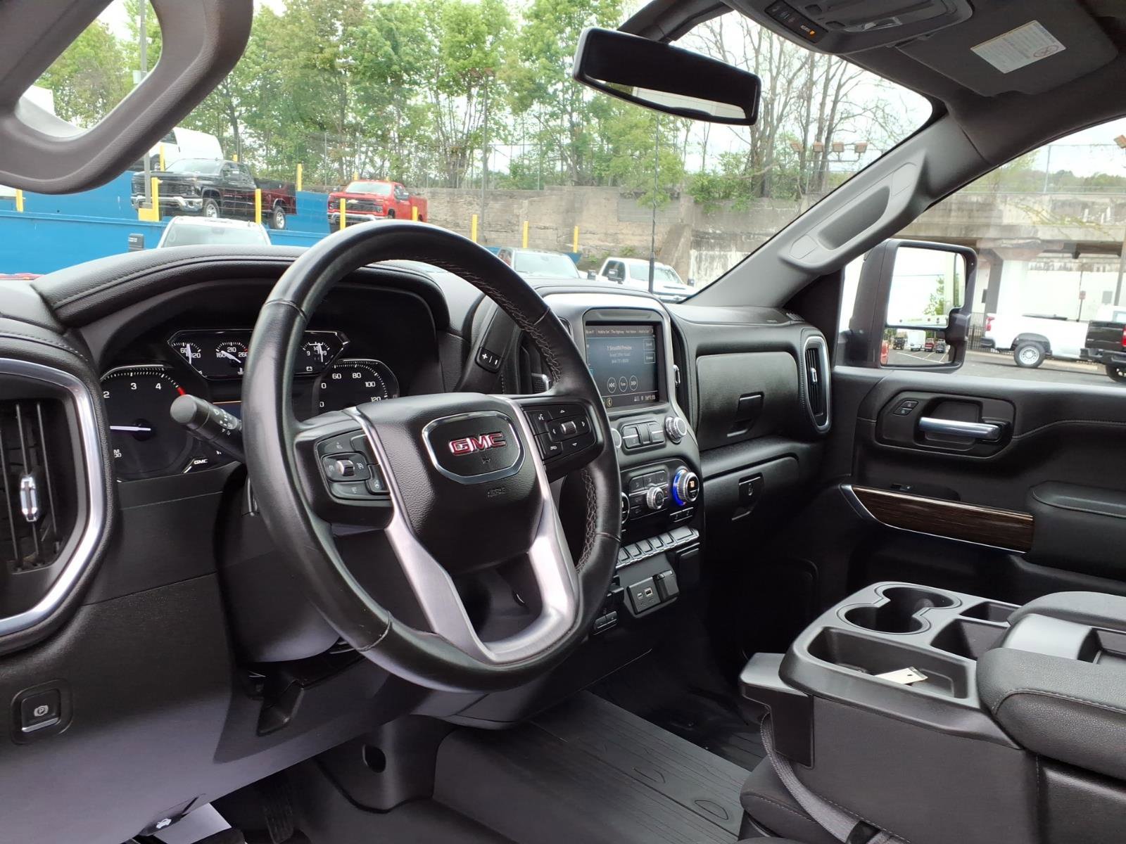 Used 2023 GMC Sierra 3500 SLE w/ SLE Value Package AWD/4WD image 10