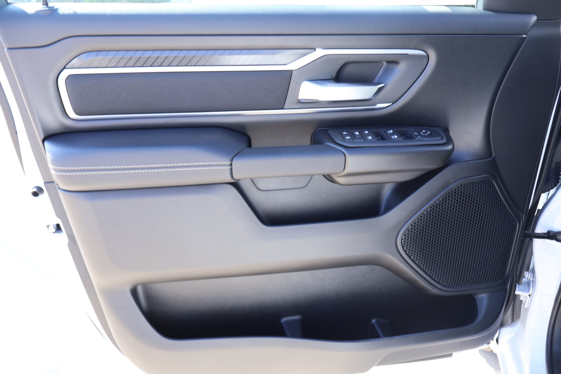 New 2026 RAM 1500 Big Horn AWD/4WD image 16