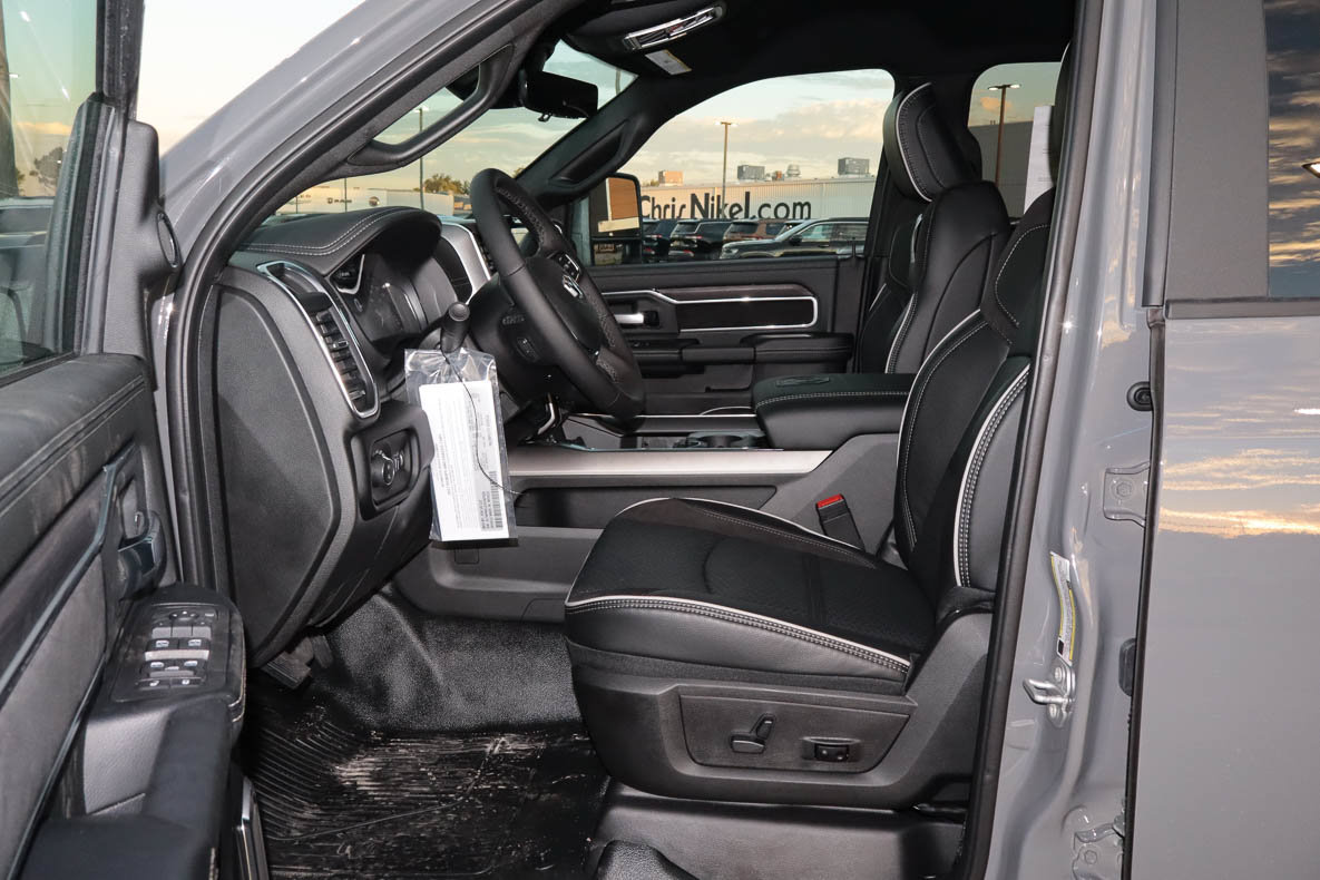 New 2027 RAM 5500 4x4 Crew Cab w/ Laramie Trim Package image 13