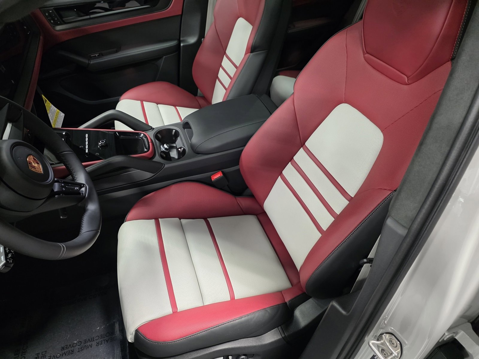 New 2026 Porsche Cayenne GTS image 8