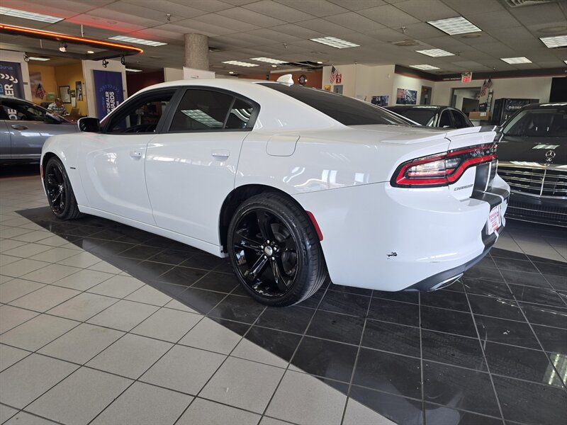 Used 2016 Dodge Charger R/T RWD image 5