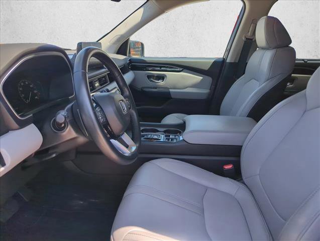 Used 2025 Honda Pilot EX-L image 13