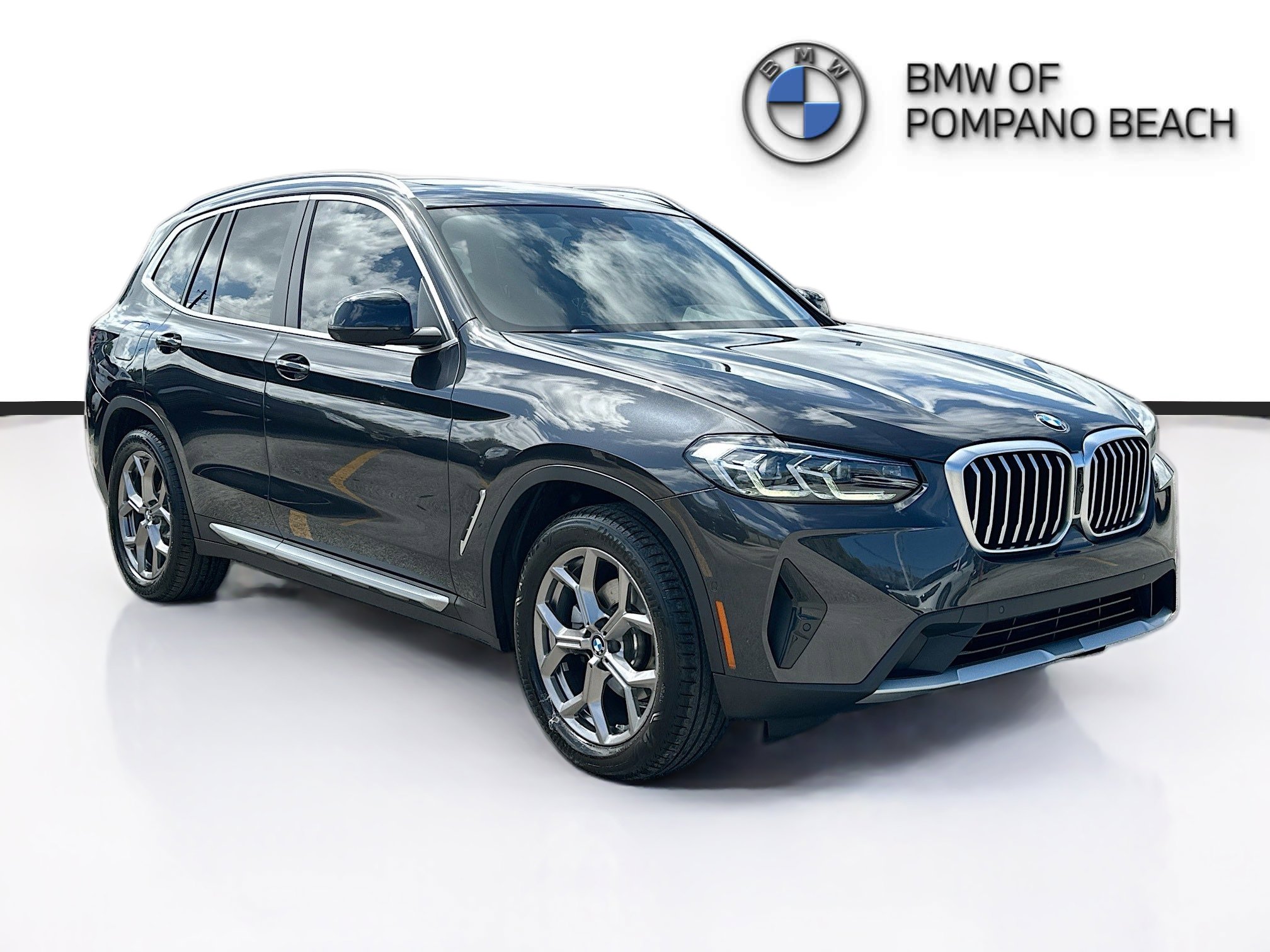 Used 2023 BMW X3 sDrive30i w/ Convenience Package w/ZPA image 1
