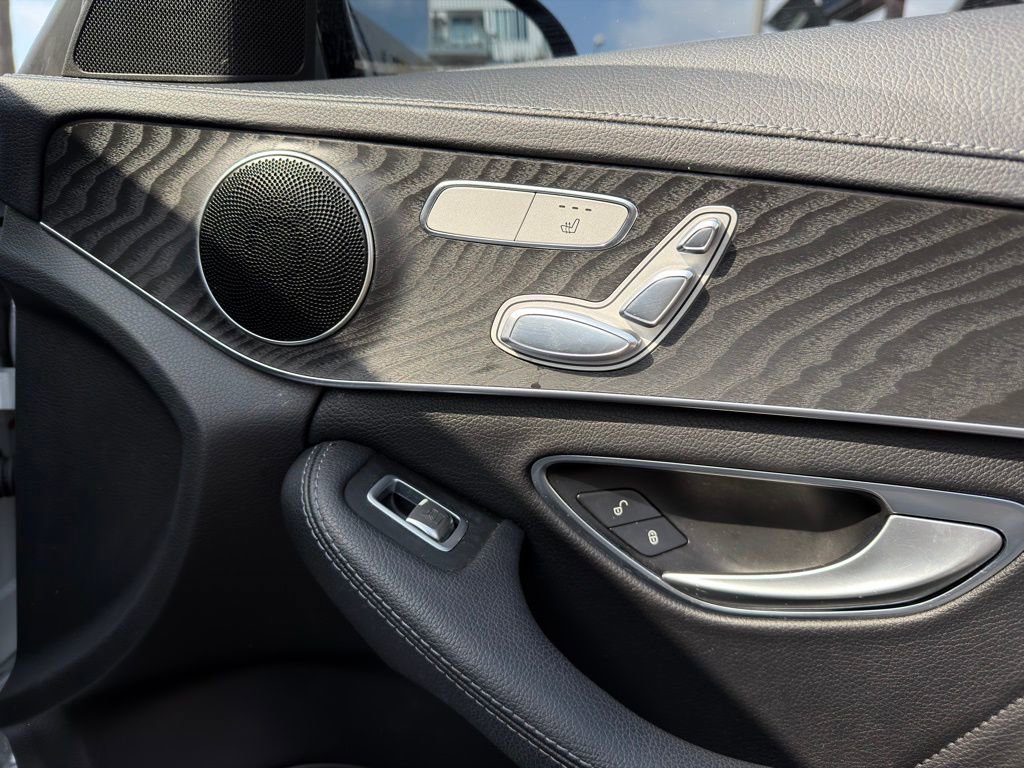 Used 2016 Mercedes-Benz C 300 Sedan w/ Multimedia Package image 25