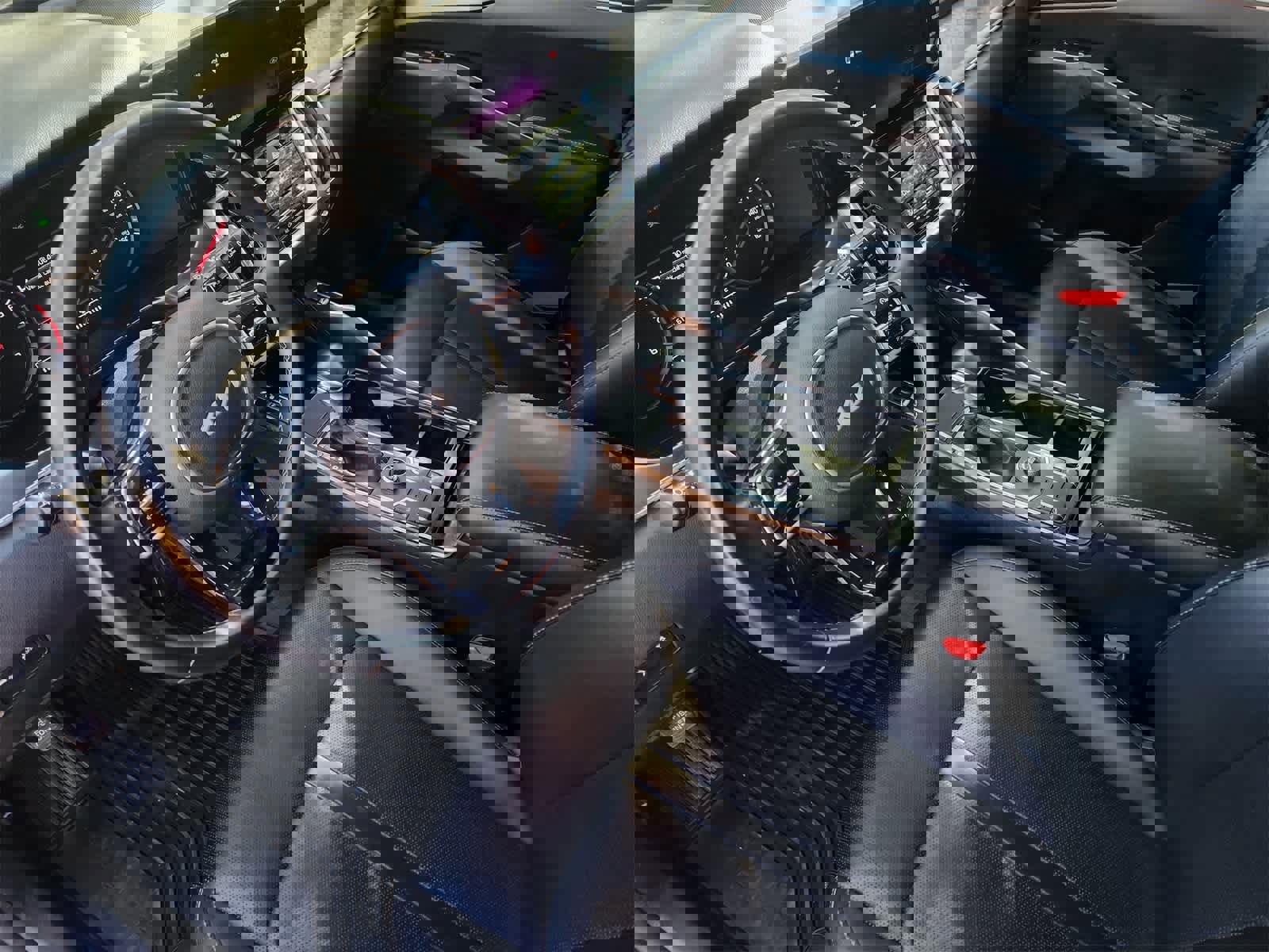 Certified 2022 Kia Sorento S image 2