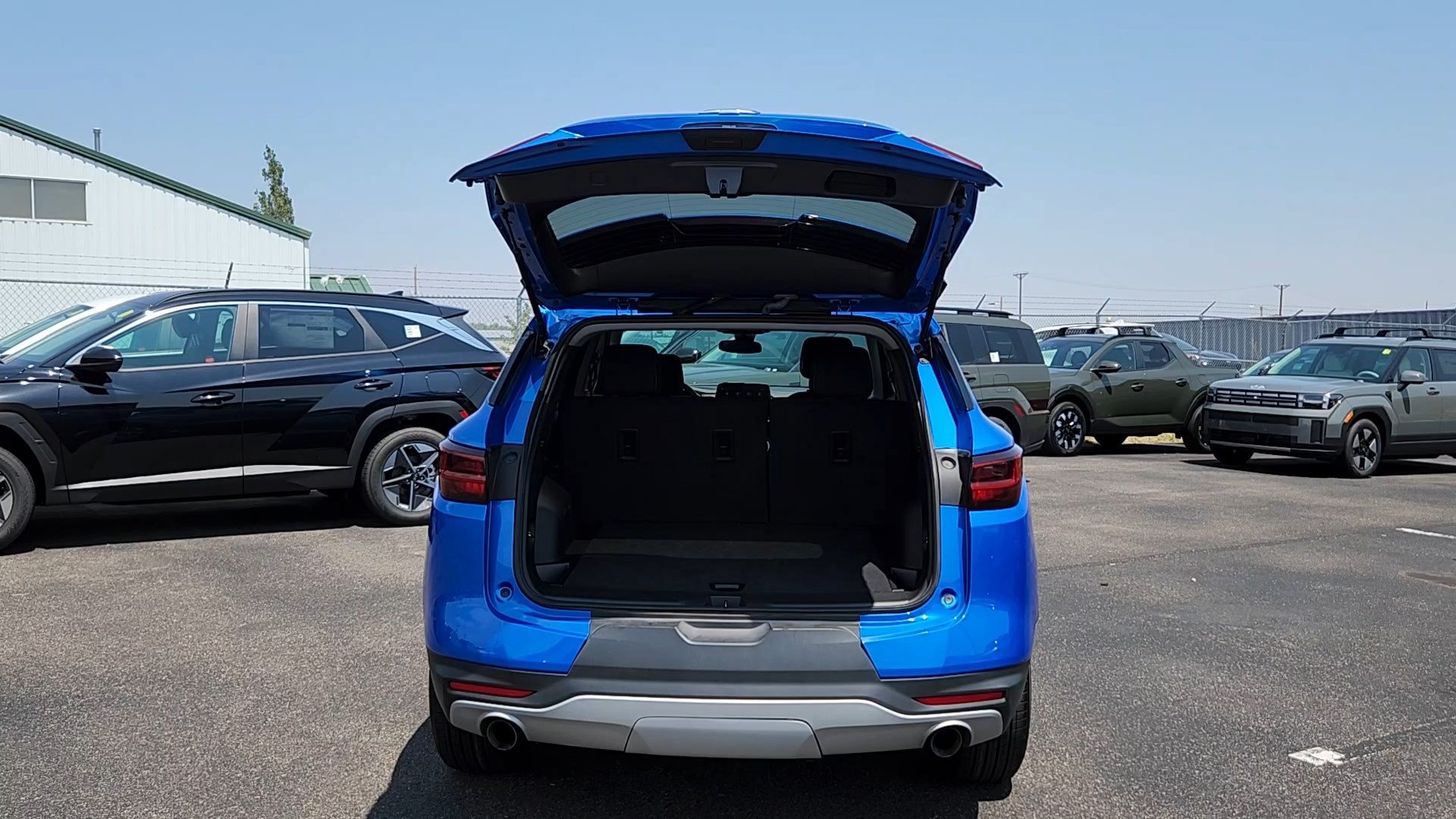 Used 2025 Chevrolet Blazer LT AWD/4WD image 18