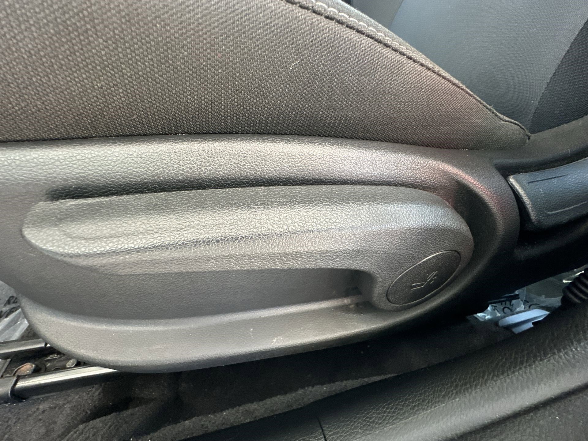 Certified 2023 Kia Rio S image 14