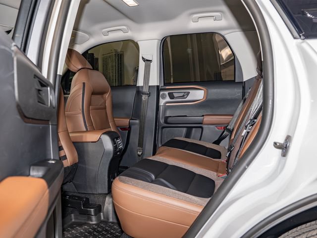 Used 2025 Ford Bronco Sport Outer Banks w/ Outer Banks Tech Package+ AWD/4WD image 22