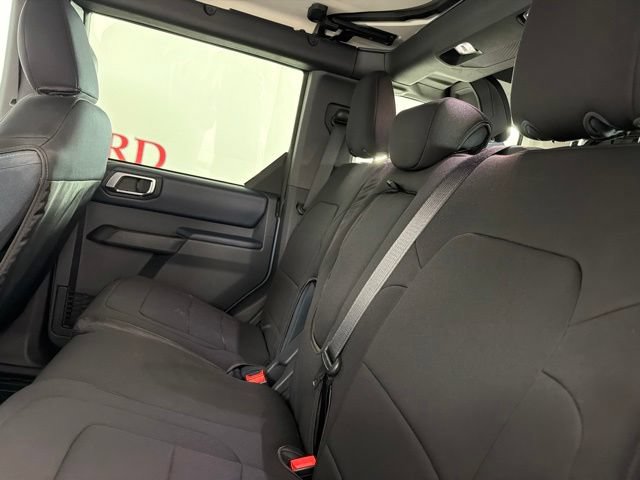 Used 2025 Ford Bronco Heritage Edition AWD/4WD image 13