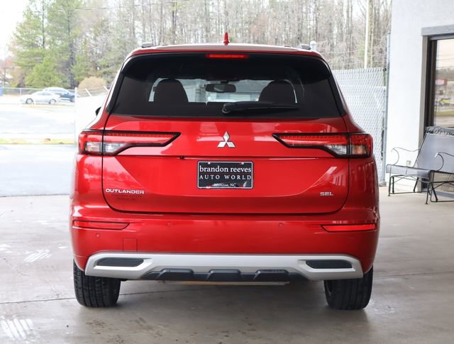 Used 2022 Mitsubishi Outlander SEL image 4