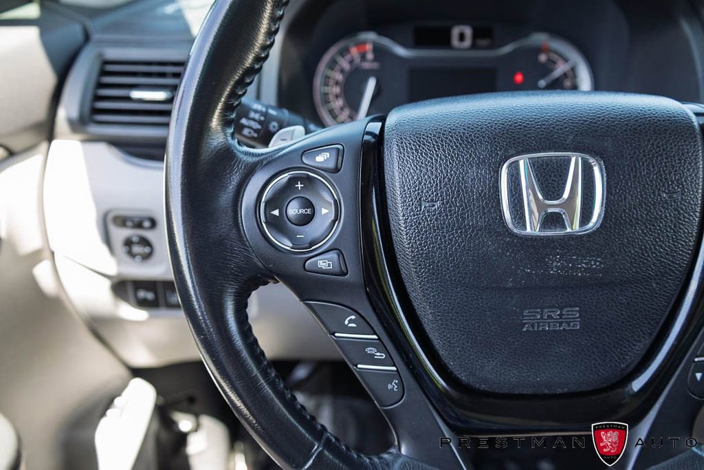 Used 2016 Honda Pilot Touring image 29