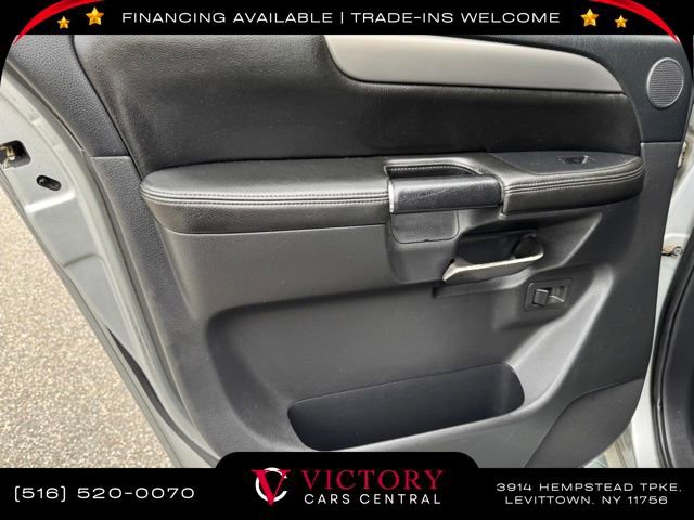 Used 2010 Nissan Armada SE image 13