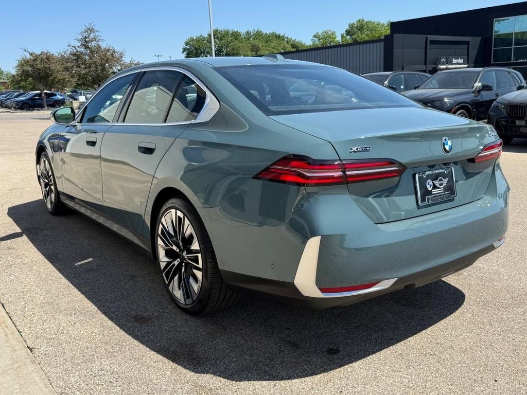 Used 2025 BMW 540i xDrive AWD/4WD image 5