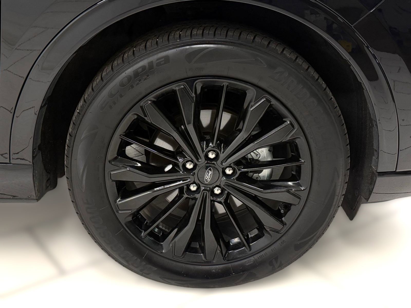 Certified 2023 Ford Escape ST-Line Elite AWD/4WD image 10