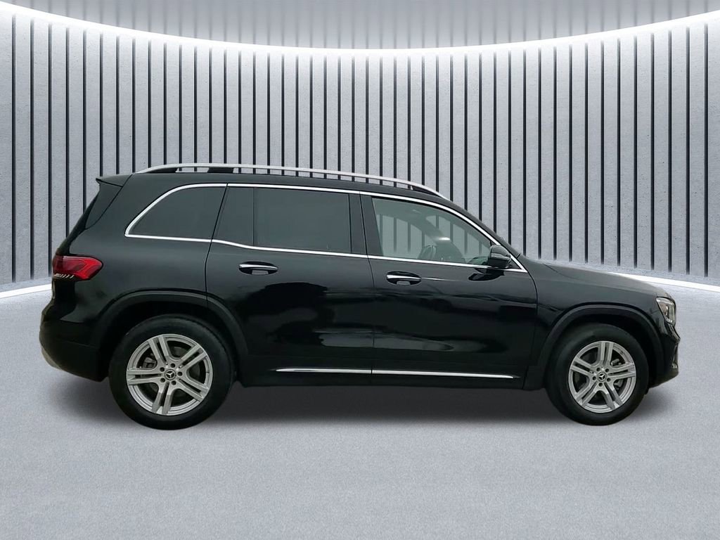 Used 2023 Mercedes-Benz GLB 250 4MATIC image 5