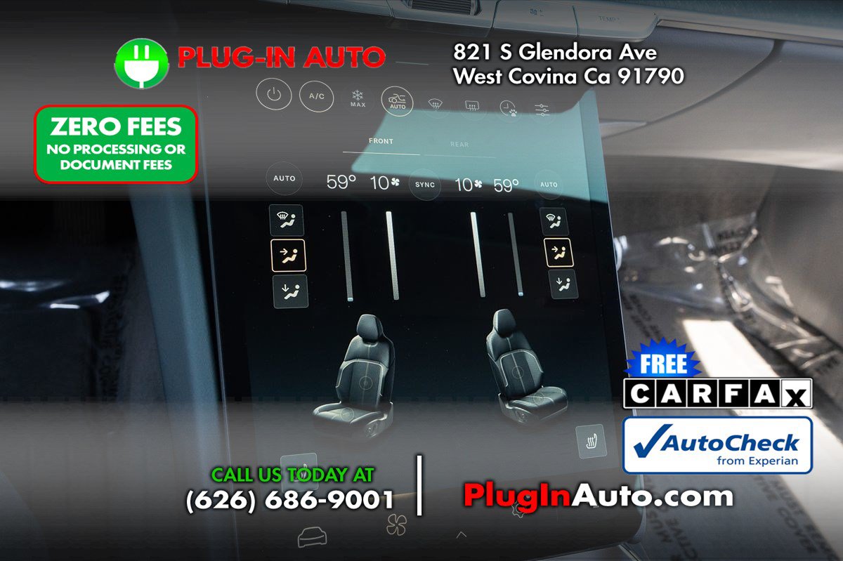 Used 2025 Lucid Air Pure RWD image 25