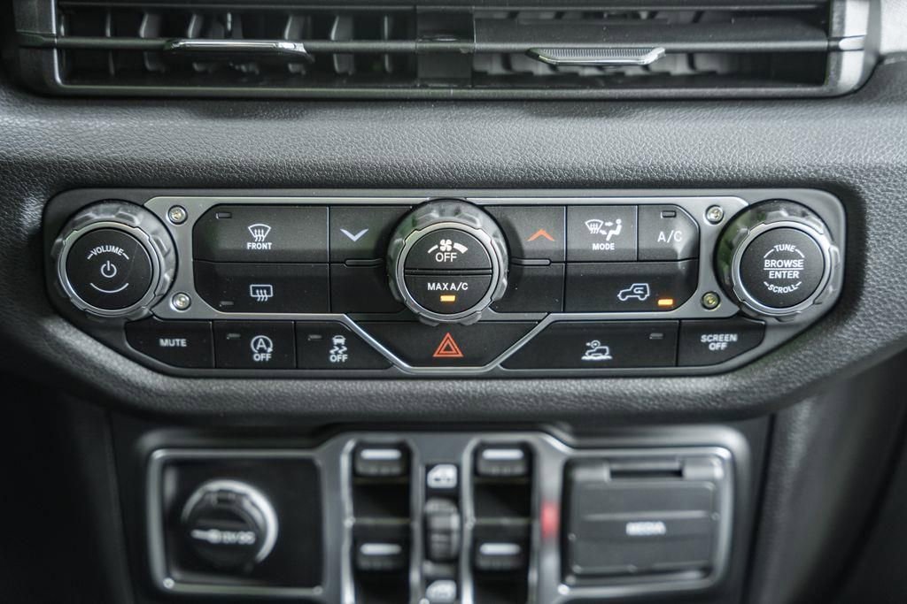 New 2025 Jeep Gladiator Sport AWD/4WD image 25