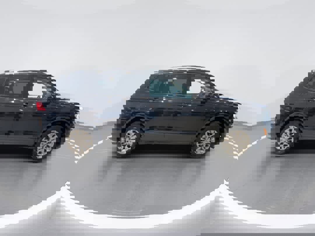 Used 2019 Volkswagen Tiguan S image 9