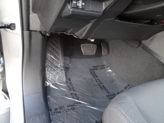 Certified 2024 Toyota Tacoma SR5 AWD/4WD image 17