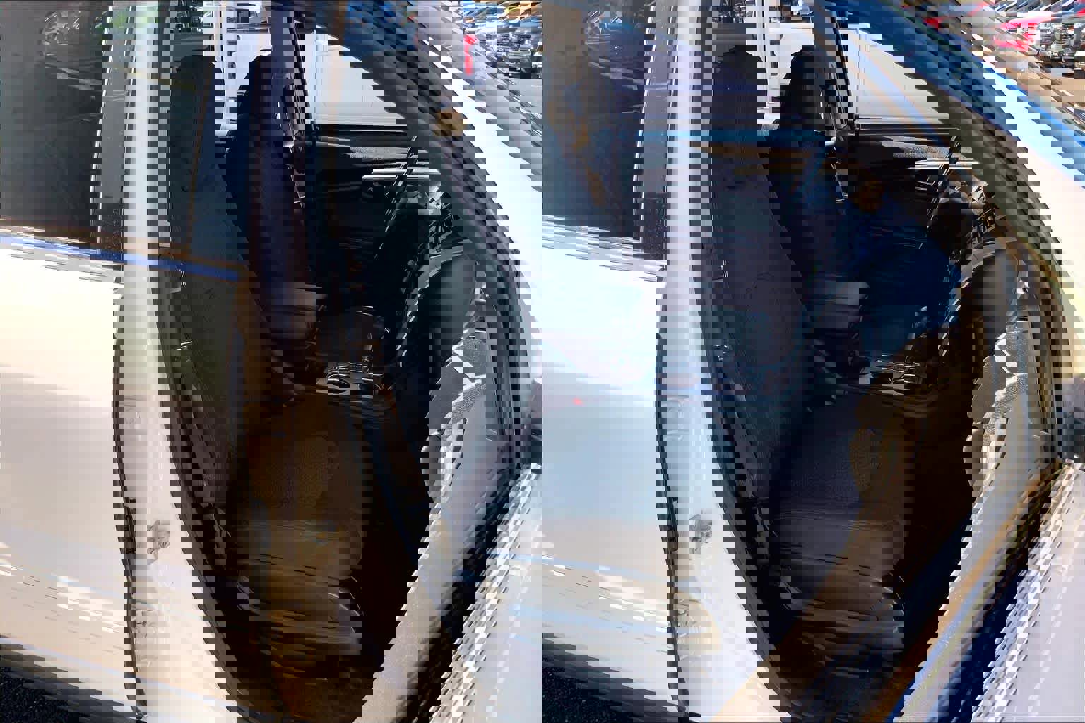 Used 2012 Chevrolet Traverse LT AWD/4WD image 8