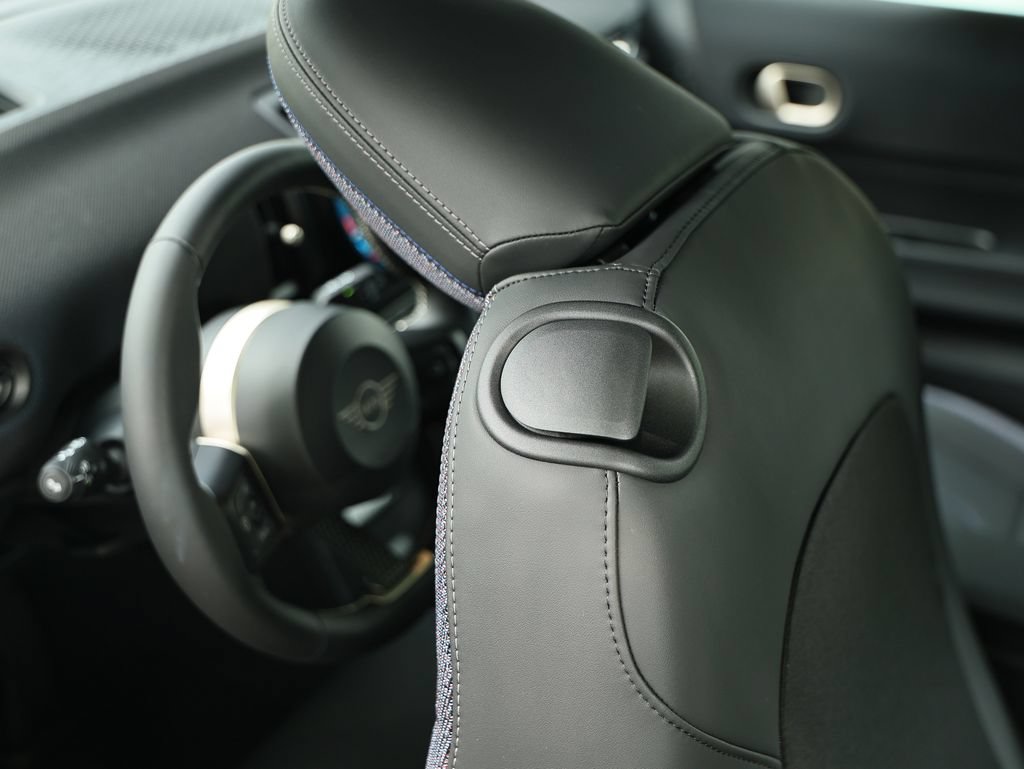New 2026 MINI Cooper S FWD image 23