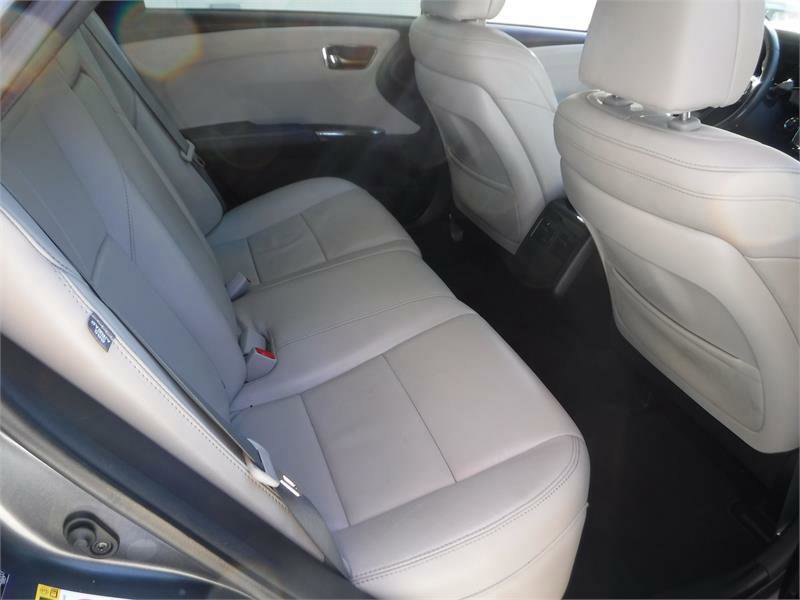 Used 2013 Toyota Avalon image 6